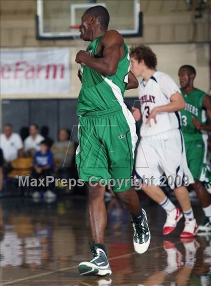 Thumbnail 1 in Findlay Prep vs. Fort Myers (City of Palms Classic) photogallery.