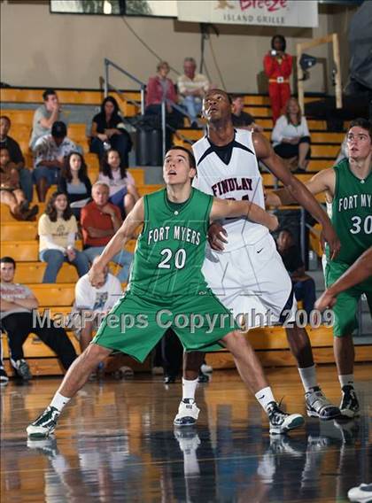 Thumbnail 1 in Findlay Prep vs. Fort Myers (City of Palms Classic) photogallery.