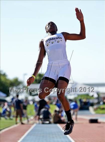 Thumbnail 2 in CIF State Track & Field Championships (Girls Field Events - Finals) photogallery.