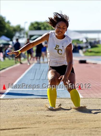 Thumbnail 3 in CIF State Track & Field Championships (Girls Field Events - Finals) photogallery.