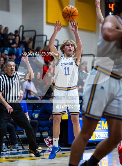 Thumbnail 1 in Springville @ Orem photogallery.