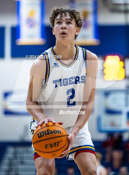 Thumbnail 1 in Springville @ Orem photogallery.
