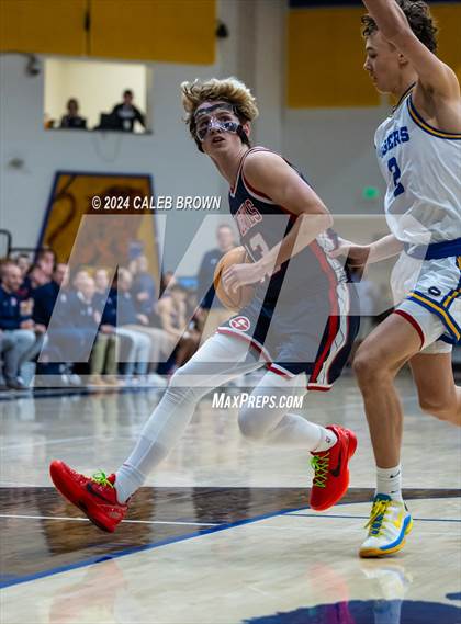Thumbnail 1 in Springville @ Orem photogallery.