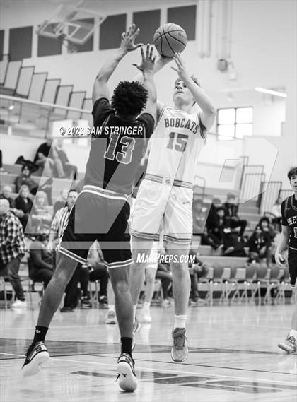Thumbnail 1 in Sheldon vs. Madison (Pro Image Holiday Classic Large Schools) photogallery.
