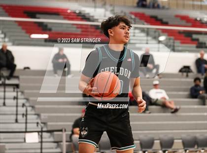Thumbnail 3 in Sheldon vs. Madison (Pro Image Holiday Classic Large Schools) photogallery.