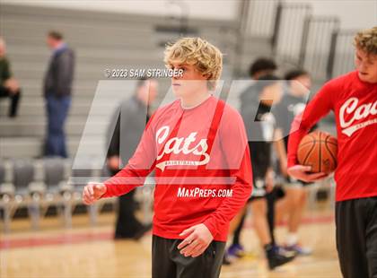 Thumbnail 1 in Sheldon vs. Madison (Pro Image Holiday Classic Large Schools) photogallery.