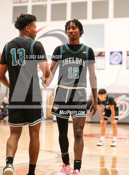Thumbnail 1 in Sheldon vs. Madison (Pro Image Holiday Classic Large Schools) photogallery.