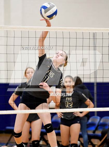 Thumbnail 1 in Foothill vs Sierra Vista photogallery.