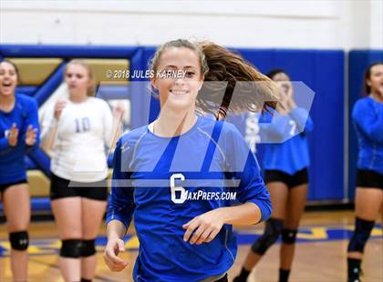 Thumbnail 1 in Foothill vs Sierra Vista photogallery.