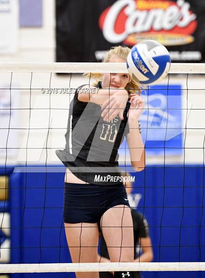 Thumbnail 3 in Foothill vs Sierra Vista photogallery.