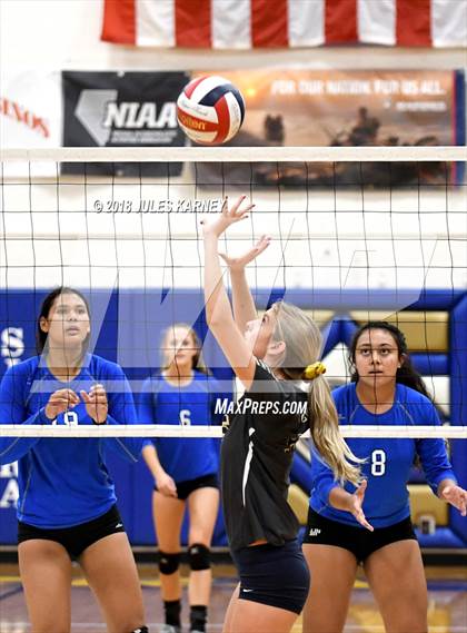 Thumbnail 3 in Foothill vs Sierra Vista photogallery.