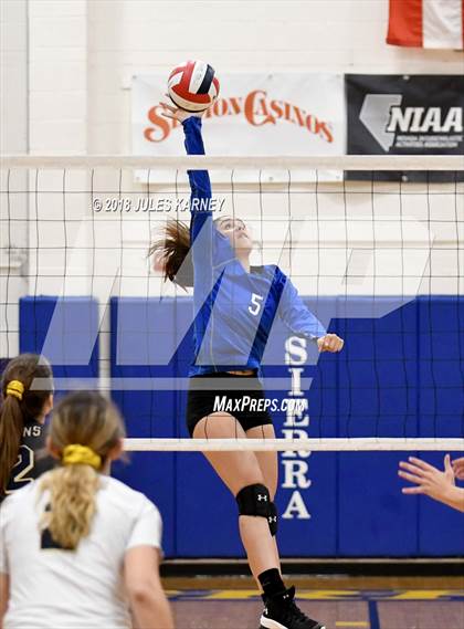 Thumbnail 3 in Foothill vs Sierra Vista photogallery.
