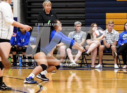 Thumbnail 2 in Foothill vs Sierra Vista photogallery.