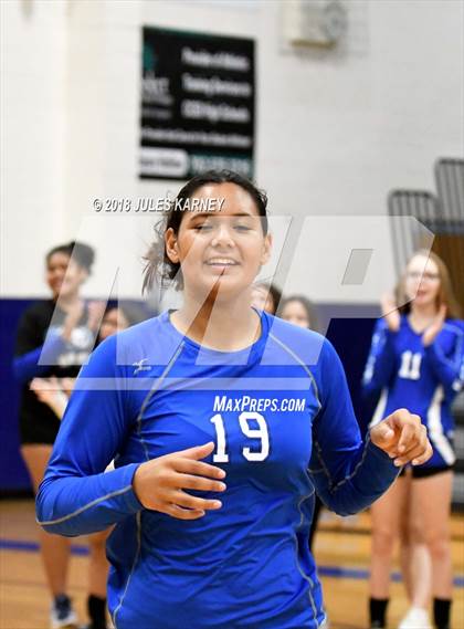 Thumbnail 1 in Foothill vs Sierra Vista photogallery.