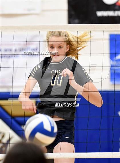 Thumbnail 3 in Foothill vs Sierra Vista photogallery.