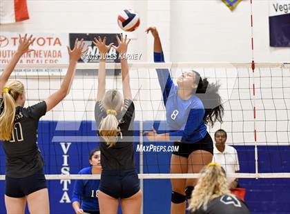 Thumbnail 2 in Foothill vs Sierra Vista photogallery.