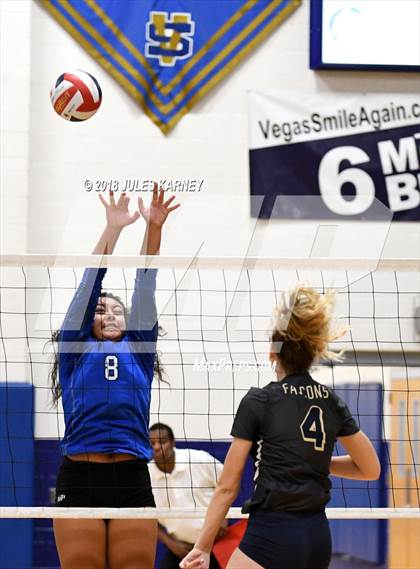 Thumbnail 1 in Foothill vs Sierra Vista photogallery.