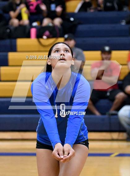 Thumbnail 2 in Foothill vs Sierra Vista photogallery.