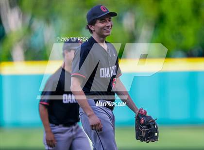 Thumbnail 1 in Hoover vs. Oakwood photogallery.