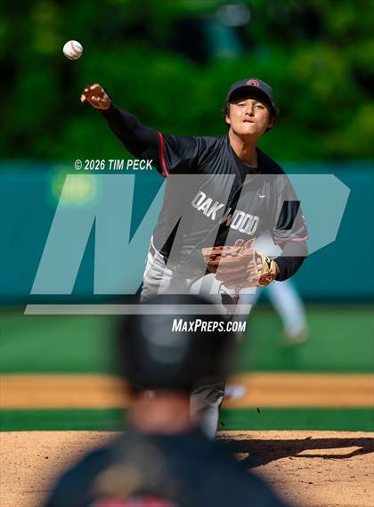 Thumbnail 2 in Hoover vs. Oakwood photogallery.