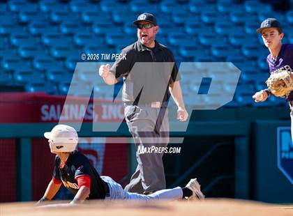 Thumbnail 3 in Hoover vs. Oakwood photogallery.