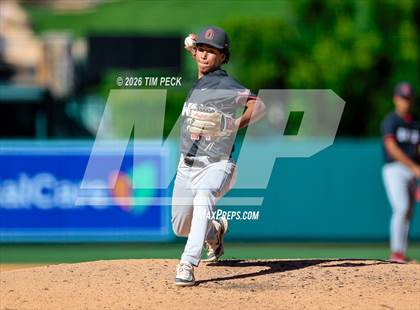 Thumbnail 3 in Hoover vs. Oakwood photogallery.