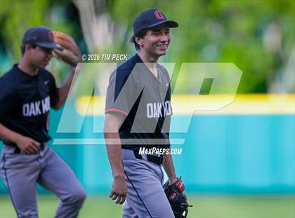 Thumbnail 2 in Hoover vs. Oakwood photogallery.