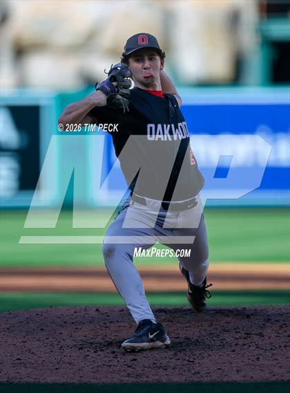 Thumbnail 1 in Hoover vs. Oakwood photogallery.
