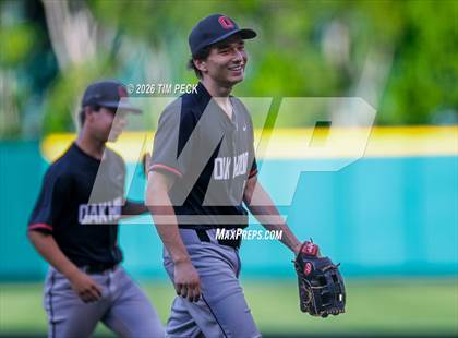 Thumbnail 3 in Hoover vs. Oakwood photogallery.
