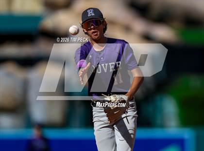 Thumbnail 1 in Hoover vs. Oakwood photogallery.