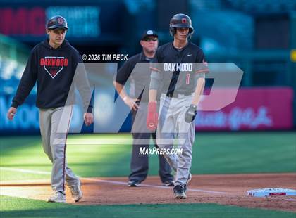 Thumbnail 3 in Hoover vs. Oakwood photogallery.