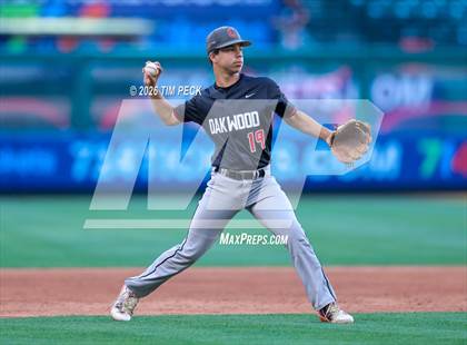 Thumbnail 2 in Hoover vs. Oakwood photogallery.