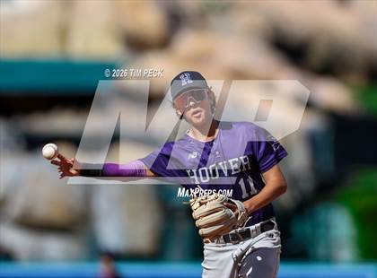 Thumbnail 2 in Hoover vs. Oakwood photogallery.