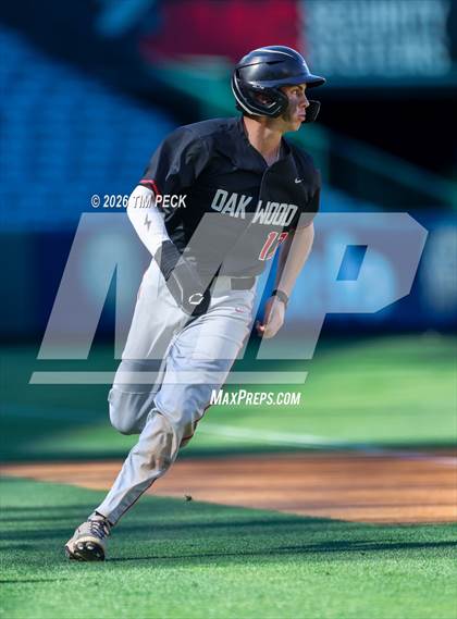 Thumbnail 3 in Hoover vs. Oakwood photogallery.