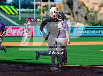 Thumbnail 3 in Hoover vs. Oakwood photogallery.