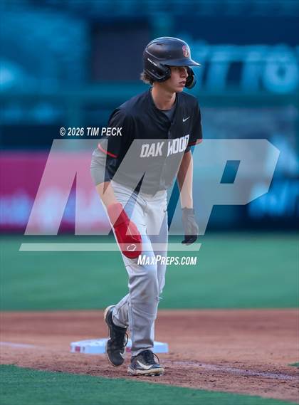 Thumbnail 1 in Hoover vs. Oakwood photogallery.