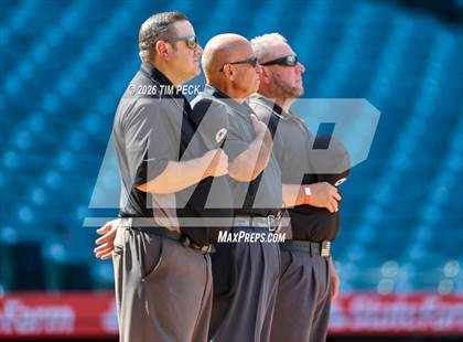 Thumbnail 3 in Hoover vs. Oakwood photogallery.