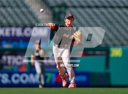 Thumbnail 3 in Hoover vs. Oakwood photogallery.