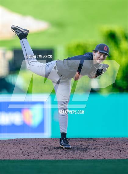 Thumbnail 3 in Hoover vs. Oakwood photogallery.