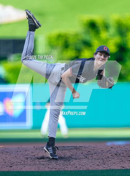 Thumbnail 2 in Hoover vs. Oakwood photogallery.