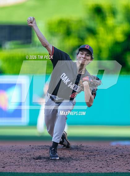 Thumbnail 1 in Hoover vs. Oakwood photogallery.