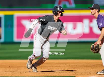 Thumbnail 2 in Hoover vs. Oakwood photogallery.