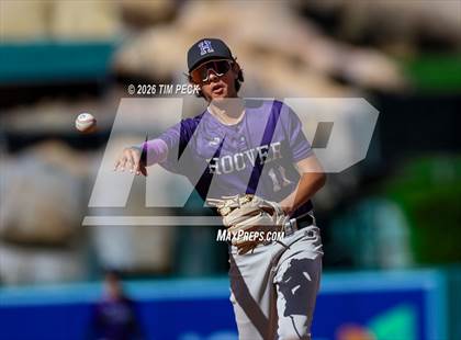 Thumbnail 3 in Hoover vs. Oakwood photogallery.