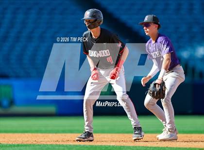 Thumbnail 2 in Hoover vs. Oakwood photogallery.