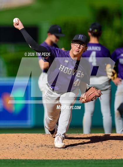 Thumbnail 2 in Hoover vs. Oakwood photogallery.