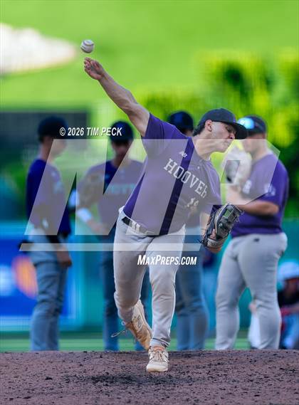 Thumbnail 3 in Hoover vs. Oakwood photogallery.