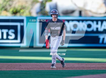 Thumbnail 3 in Hoover vs. Oakwood photogallery.