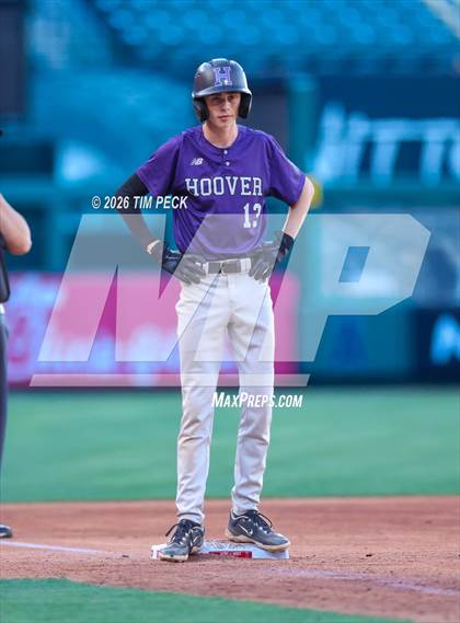 Thumbnail 2 in Hoover vs. Oakwood photogallery.