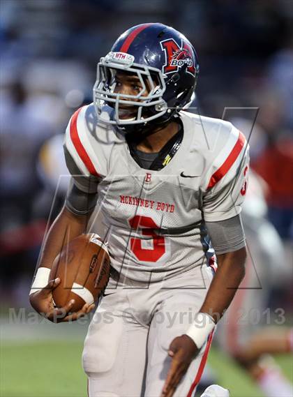 Thumbnail 3 in Boyd vs Garland photogallery.