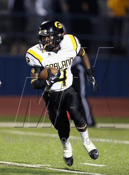 Thumbnail 3 in Boyd vs Garland photogallery.
